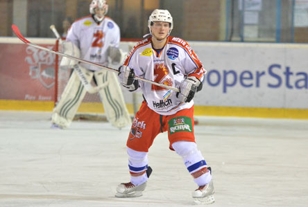 Juniory ekaj dva zpasy, star dorost pivt Jindichv Hradec